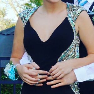 Camille La Vie Homecoming dress